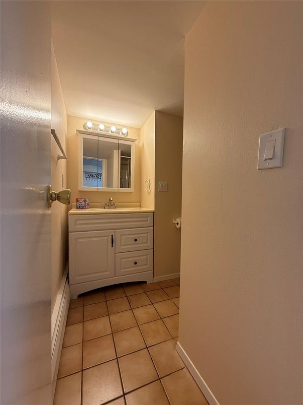 Bathroom, Interior