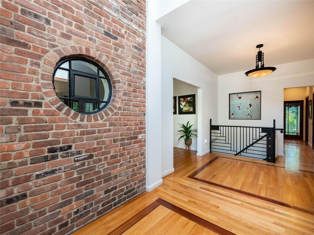Interior, Pendant Lights, Stone Walls, Wood Texture Flooring