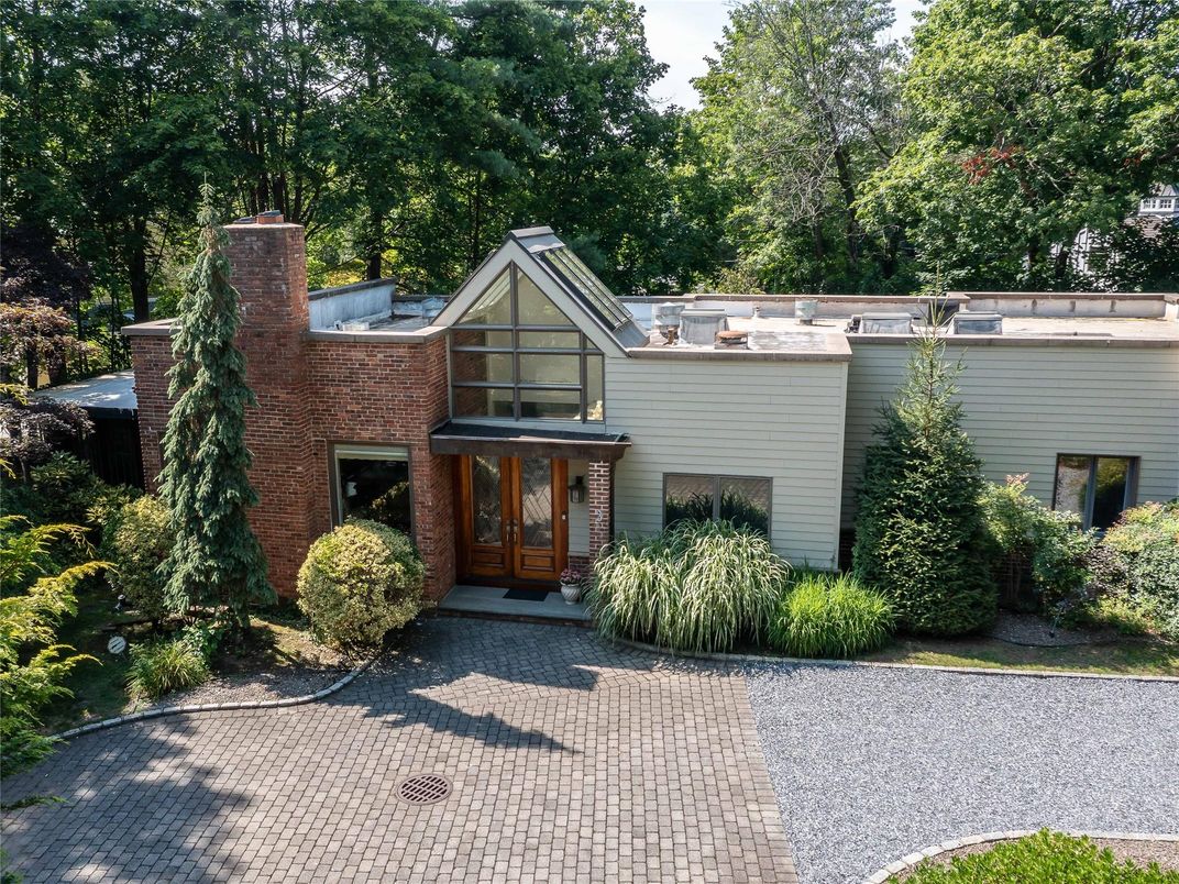 Exterior, Facade, Brick Facade, Tudor Revival