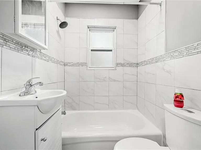 Bathroom, Interior, Marble Walls