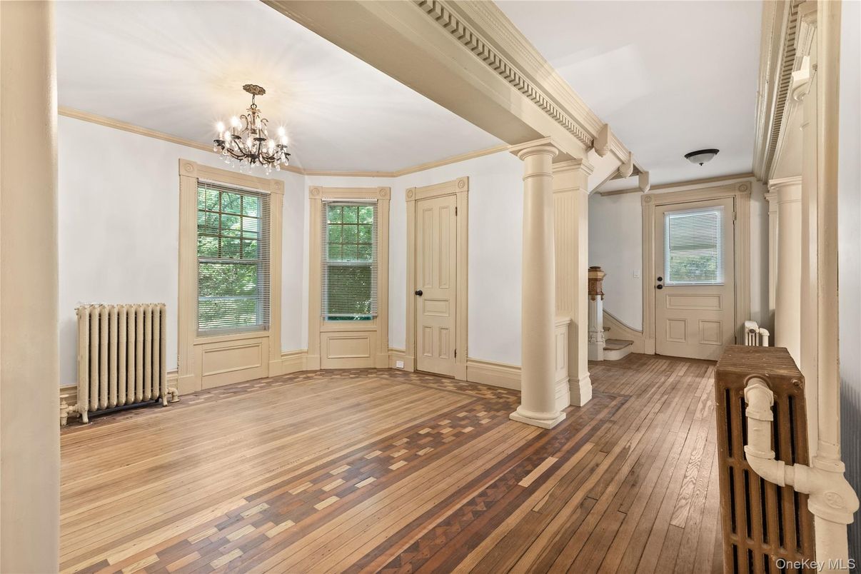 Chandelier, Empty room, Interior, Wood Texture Flooring