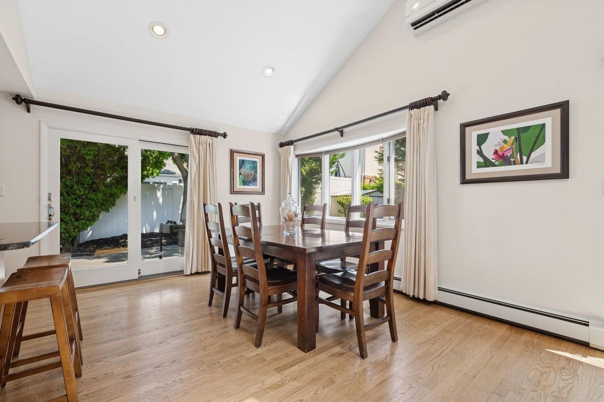 Dining room, Interior, Recessed Lighting, Wood Texture Flooring