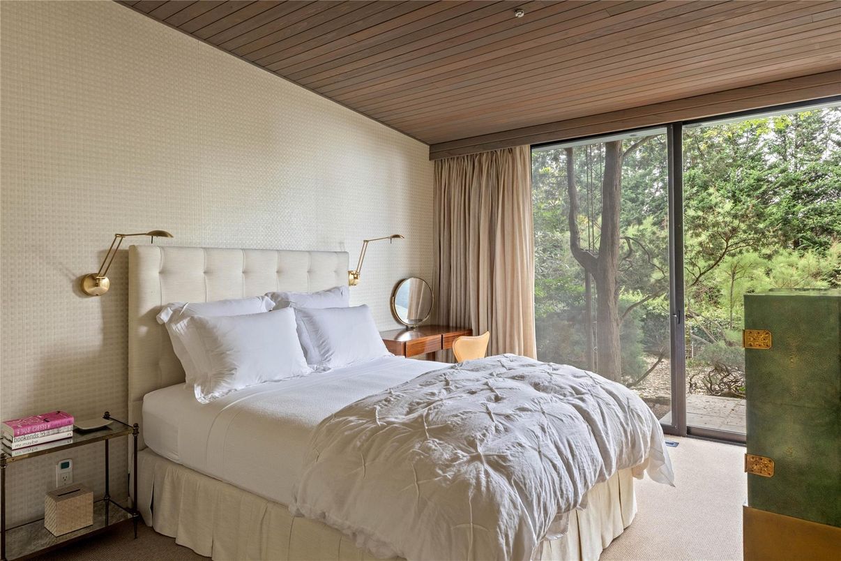 Bedroom, Interior, Wooden Ceilings