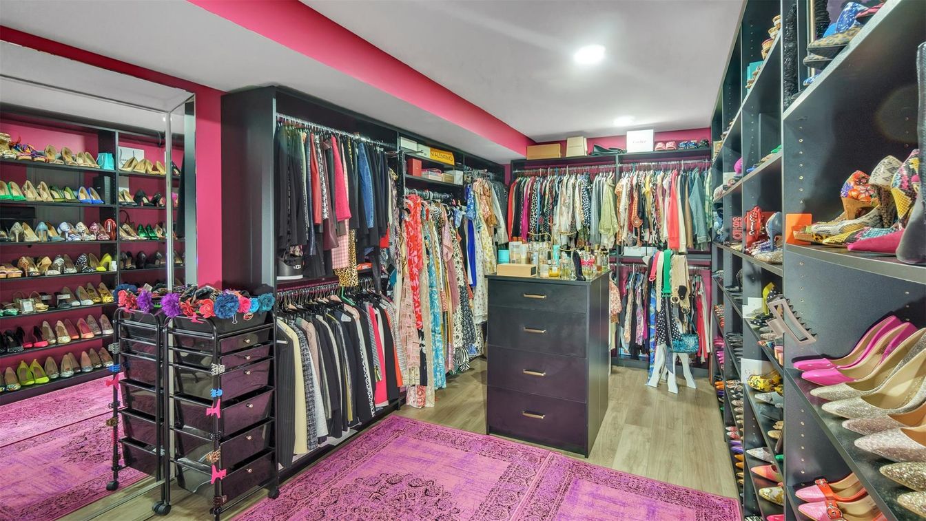 Interior, Recessed Lighting, Walk-in Closets, Wood Texture Flooring