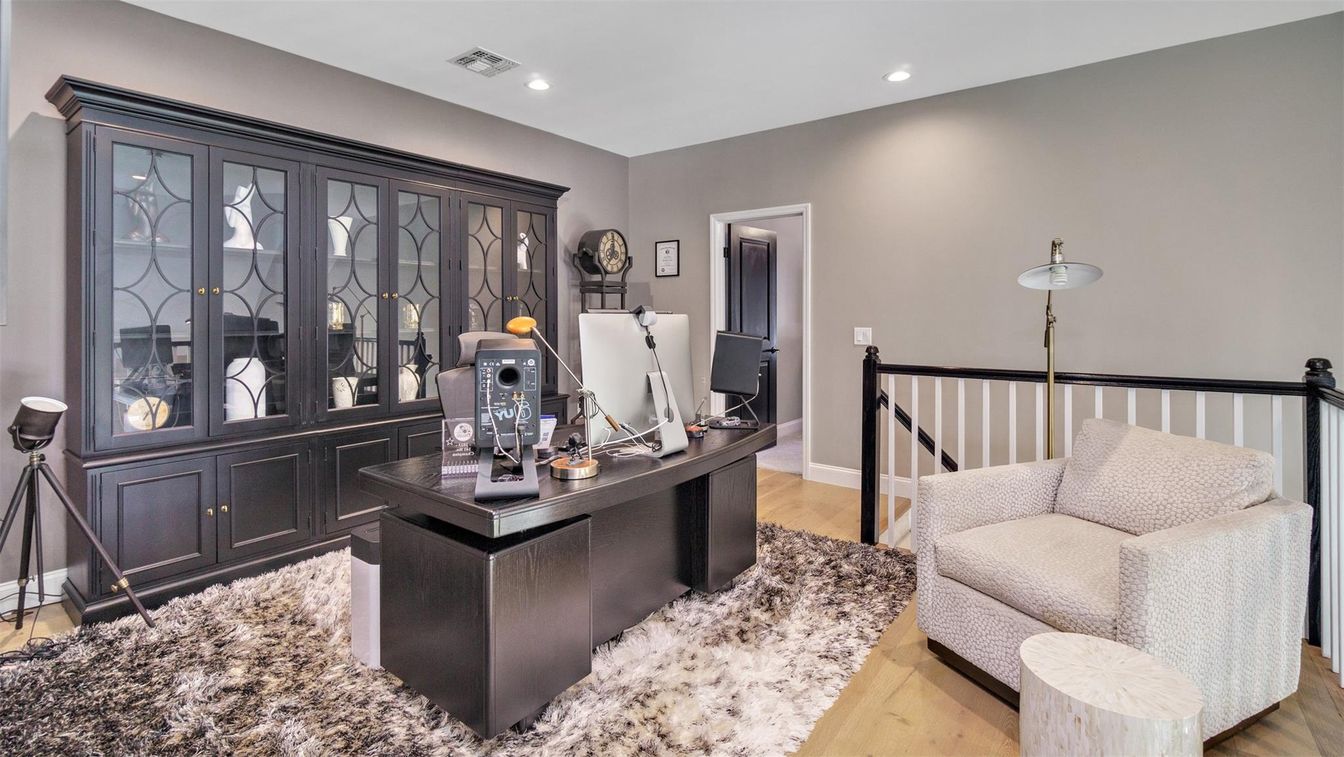 Home Office, Interior, Recessed Lighting, Wood Texture Flooring