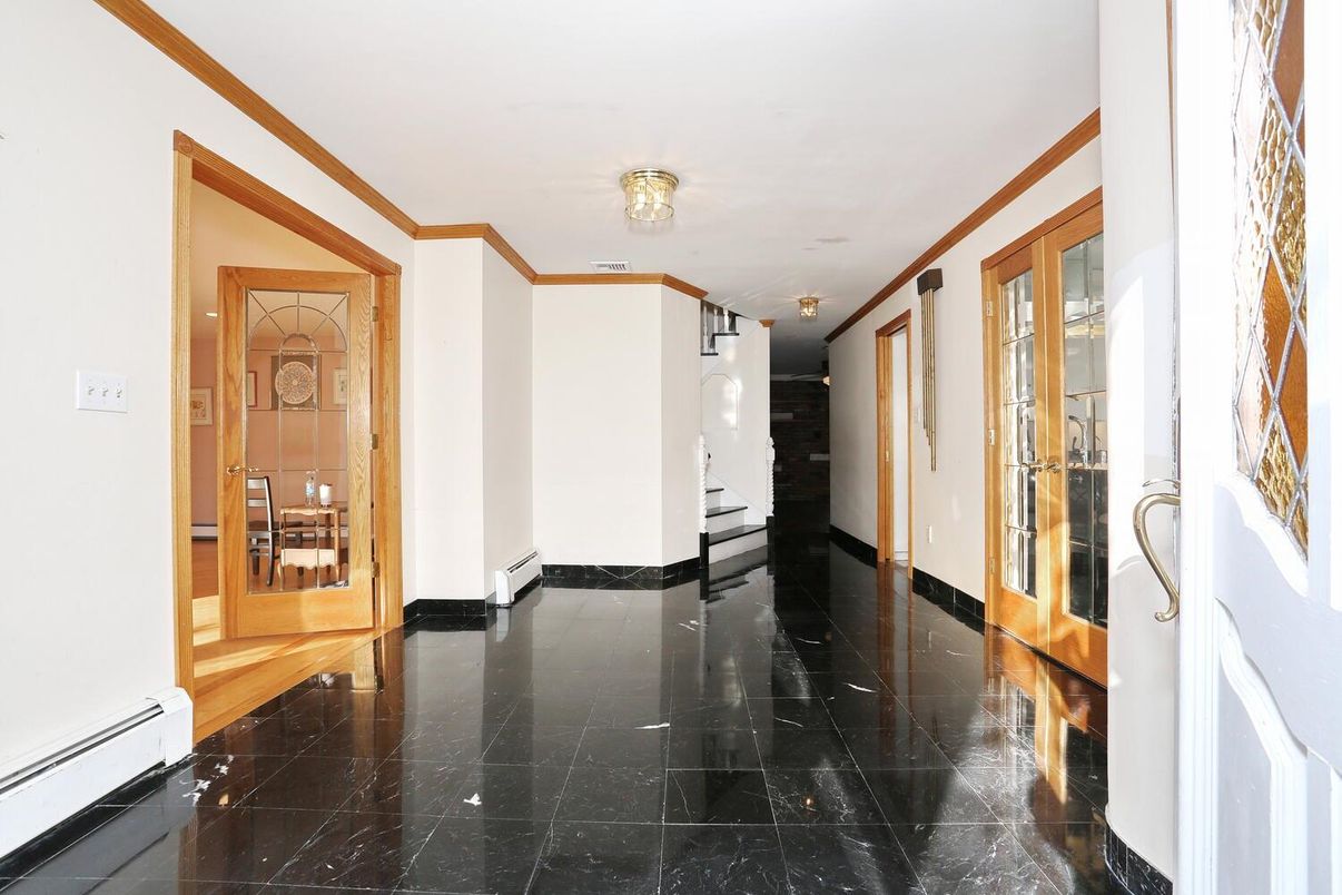 Interior, Marble