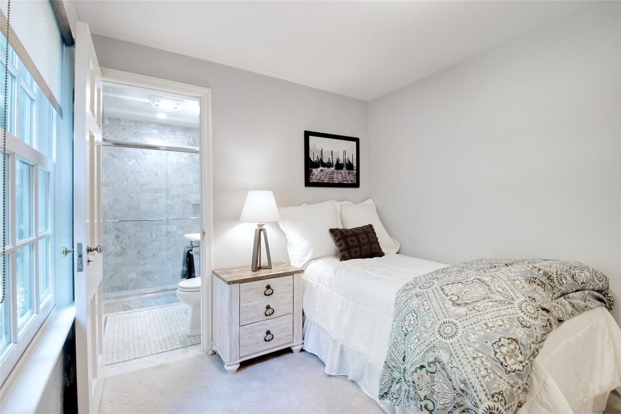 Bathroom, Bedroom, Glass Shower, Interior