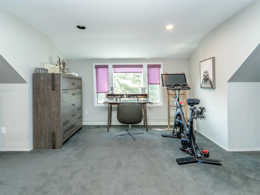 Fitness Equipment, Interior, Recessed Lighting