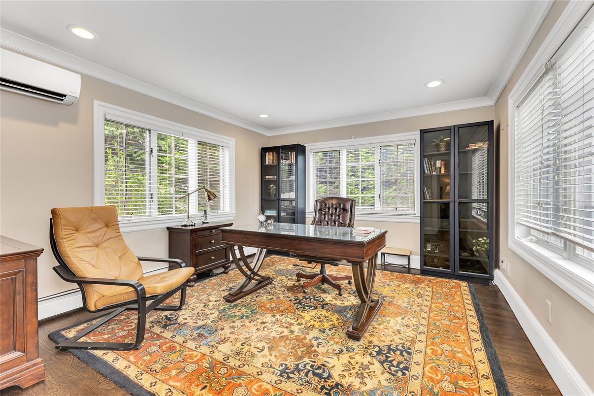 Home Office, Interior, Recessed Lighting, Wood Texture Flooring