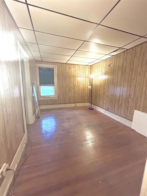 Empty room, Interior, Wood Texture Flooring, Wooden Walls