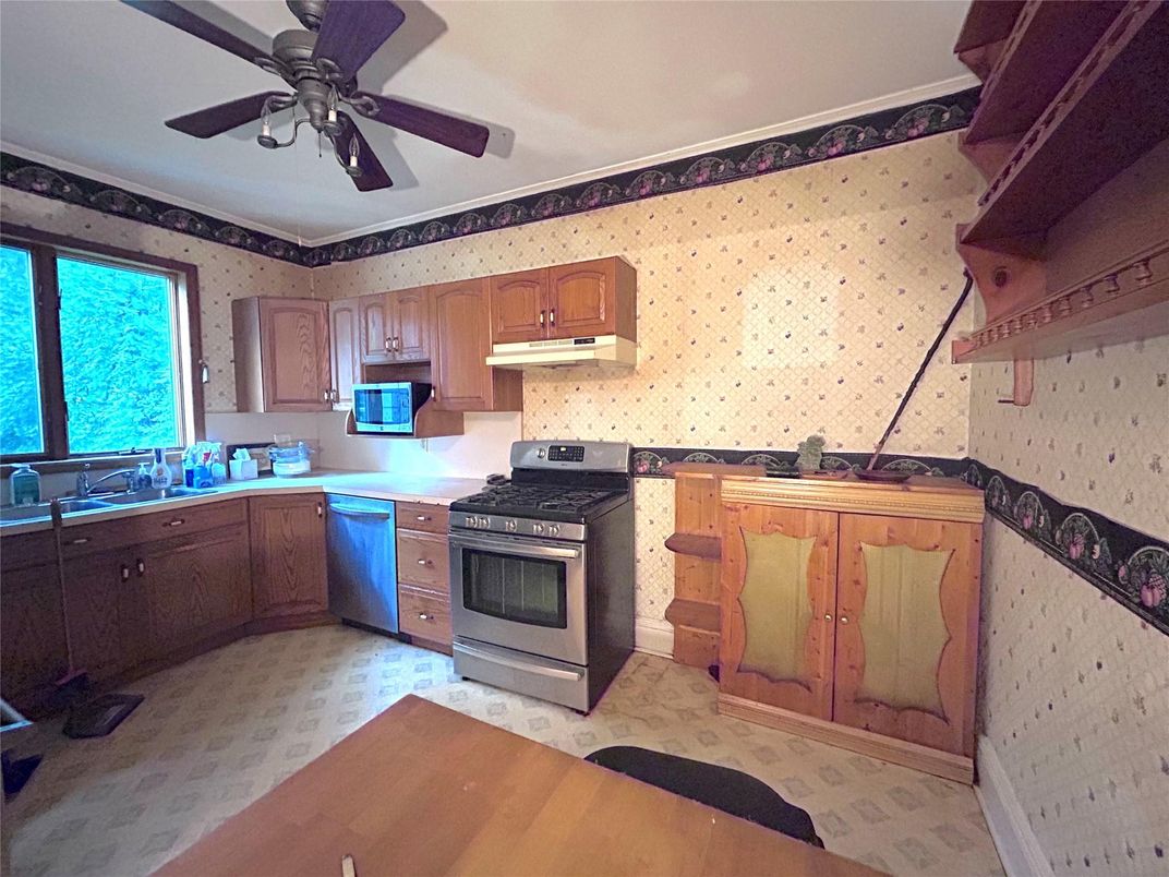 Interior, Kitchen, Stainless Steel Appliances, Wood Texture Flooring