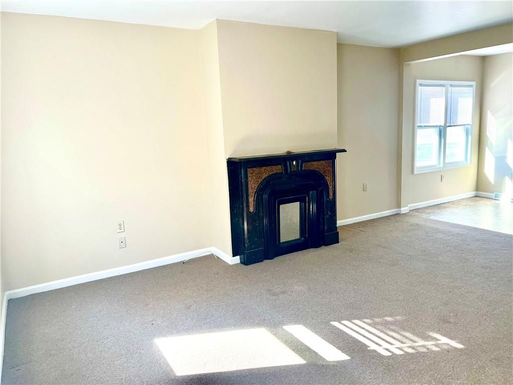 Empty room, Fireplace, Interior
