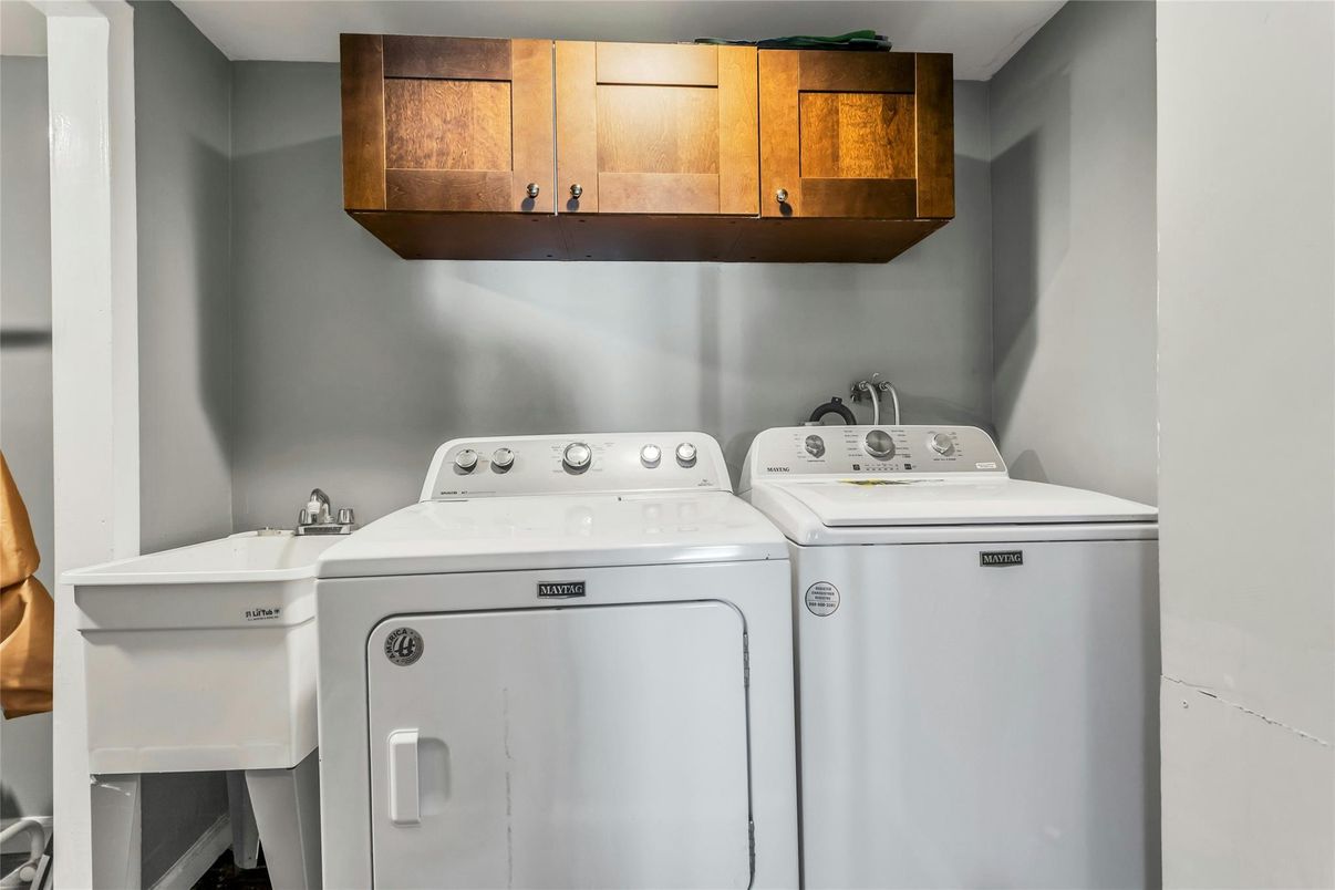 Interior, Washer