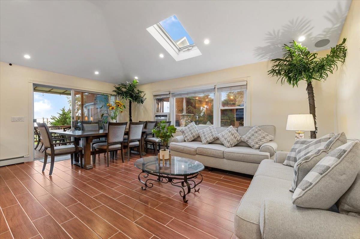 Dining room, Interior, Living room, Recessed Lighting, Wood Texture Flooring