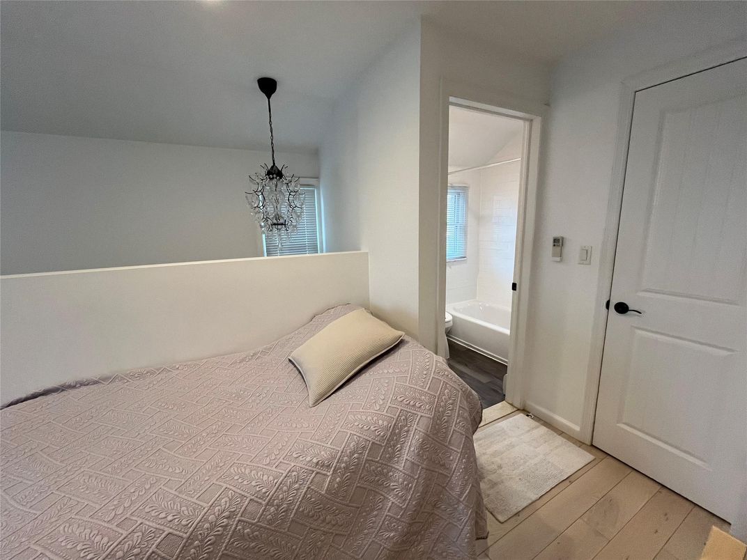 Bedroom, Interior, Pendant Lights, Wood Texture Flooring