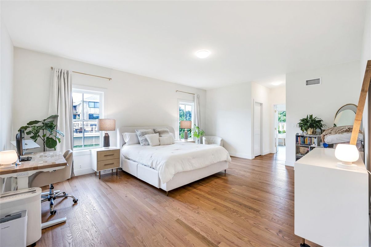 Bedroom, Home Office, Interior, Wood Texture Flooring
