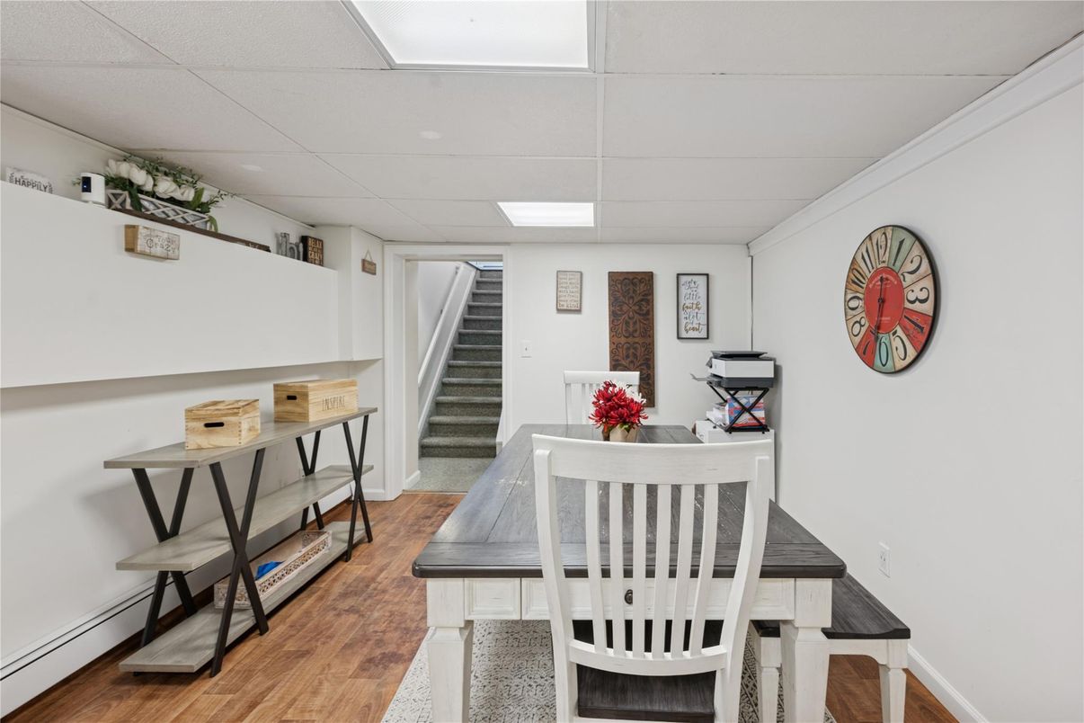Dining room, Interior, Wood Texture Flooring