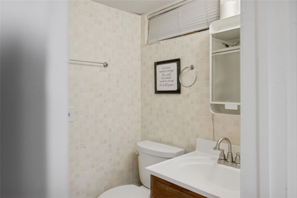 Bathroom, Interior