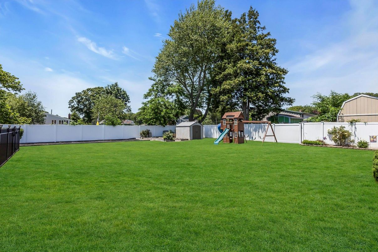 Backyard, Exterior, Playground