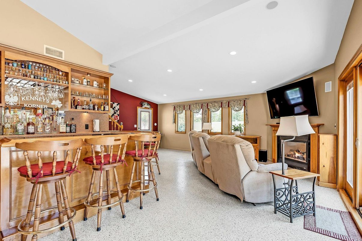 Fireplace, Interior, Recessed Lighting