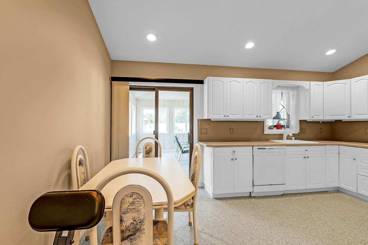Interior, Kitchen, Recessed Lighting