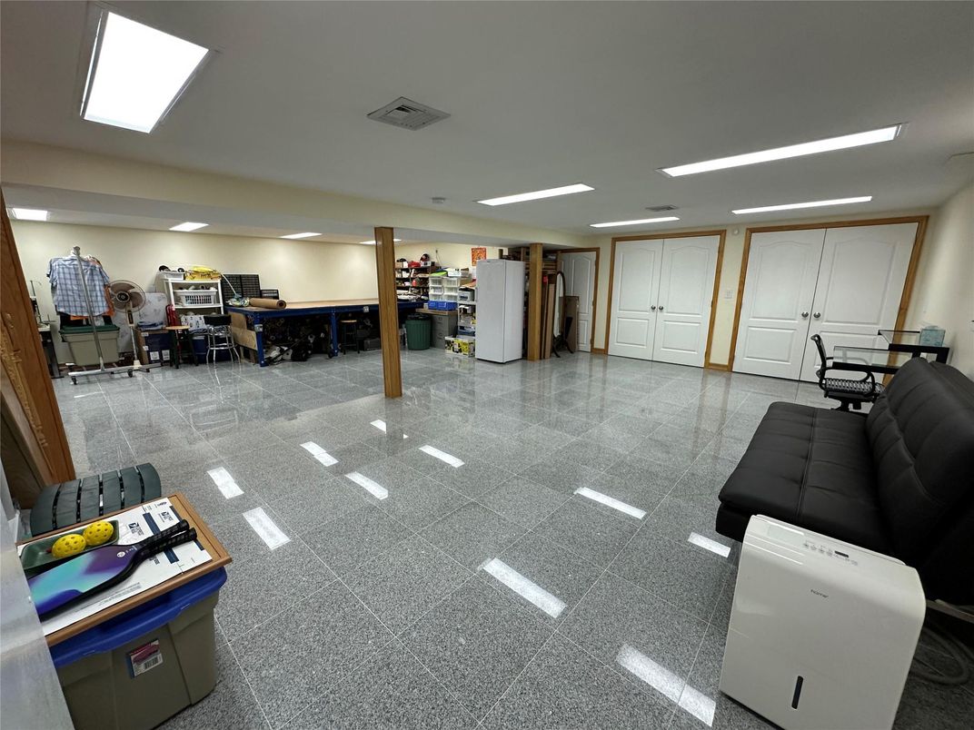 Interior, Recessed Lighting