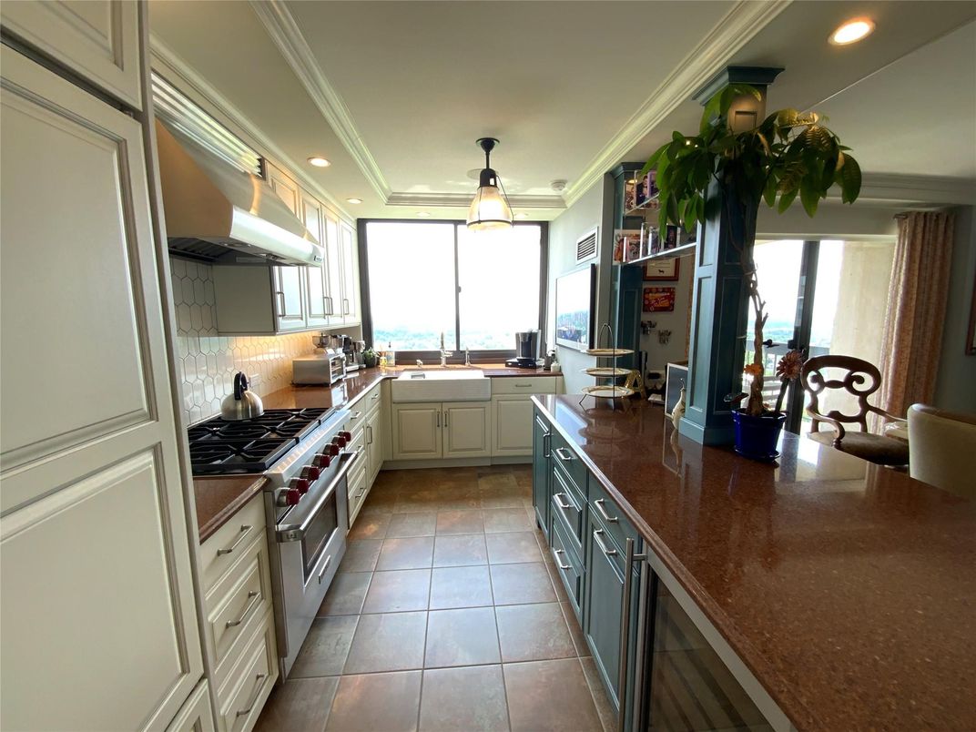 Interior, Kitchen, Pendant Lights, Recessed Lighting
