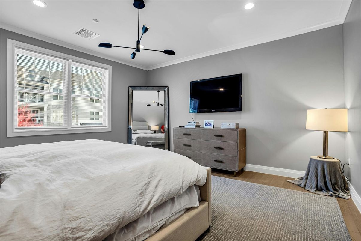 Bedroom, Interior, Pendant Lights, Recessed Lighting, Wood Texture Flooring
