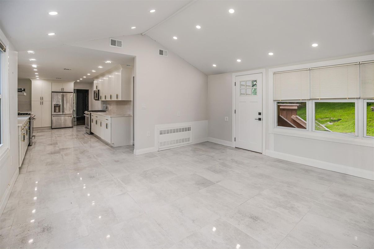 Empty room, Interior, Kitchen, Recessed Lighting, Stainless Steel Appliances