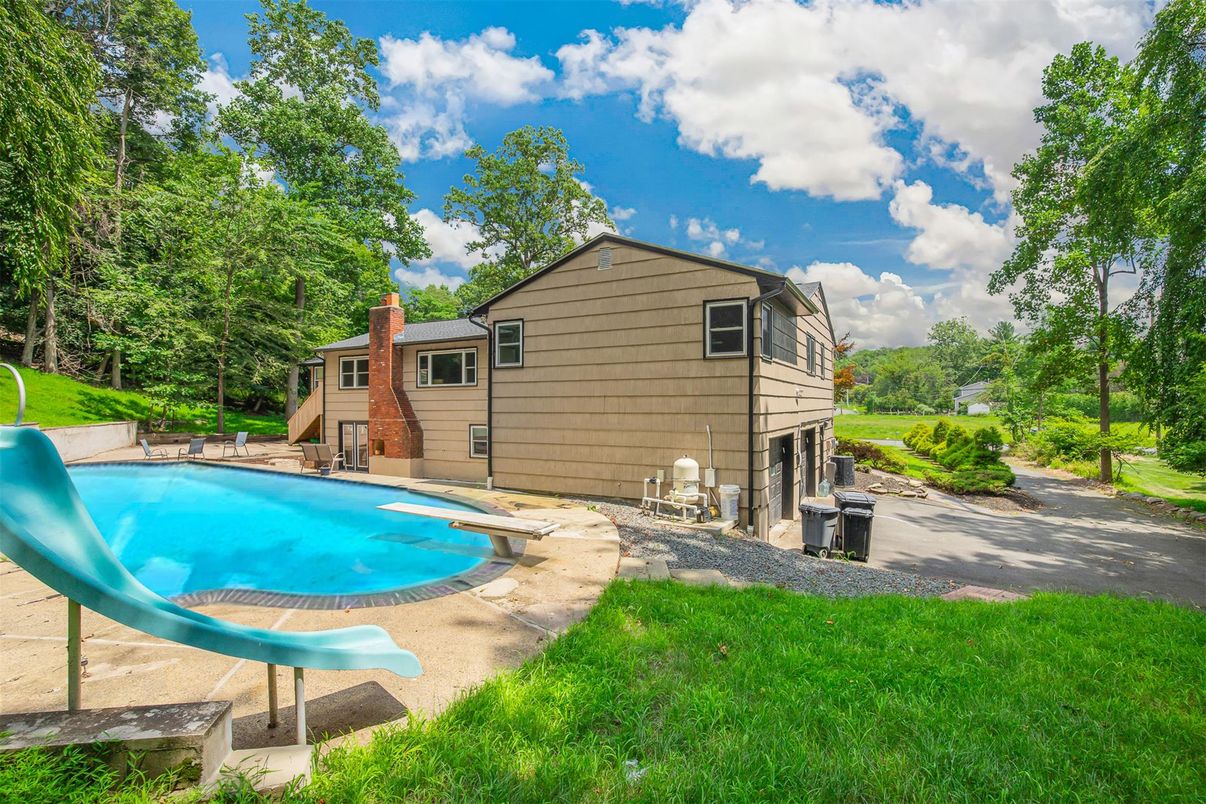 Backyard, Exterior, Pool