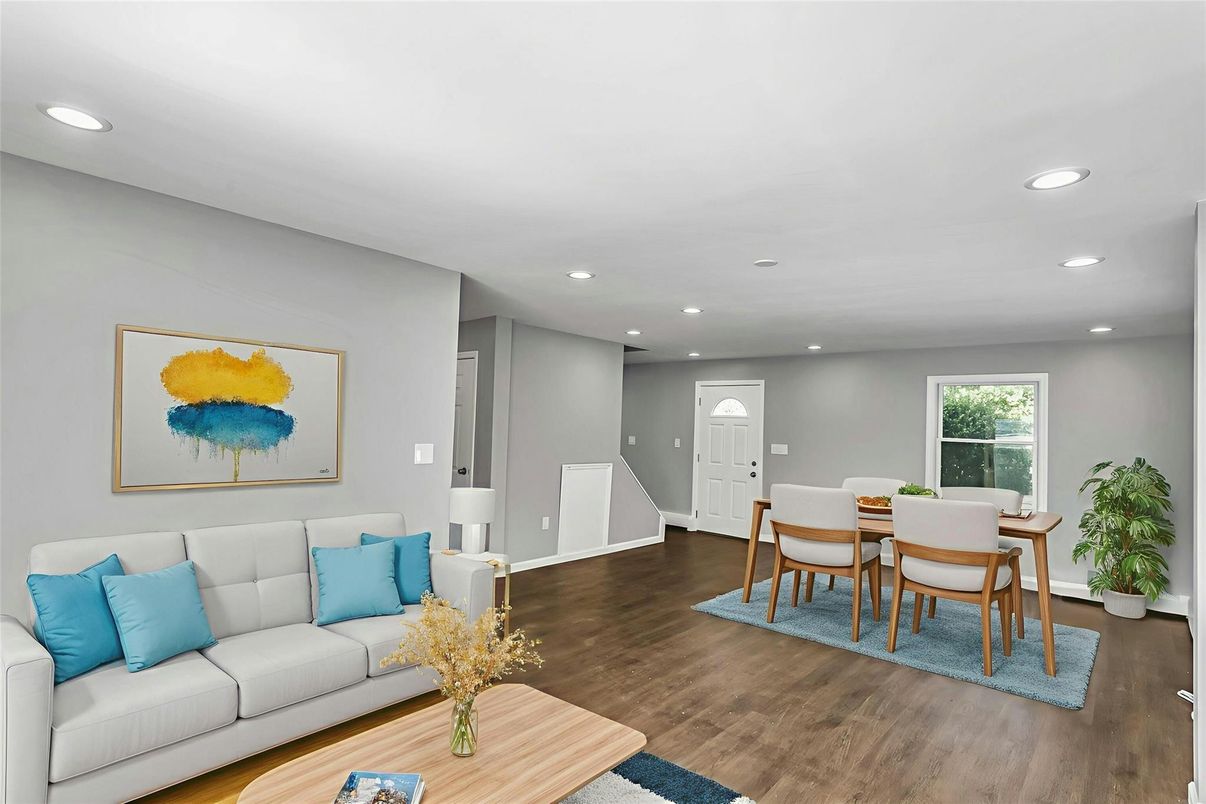Dining room, Interior, Living room, Recessed Lighting, Wood Texture Flooring