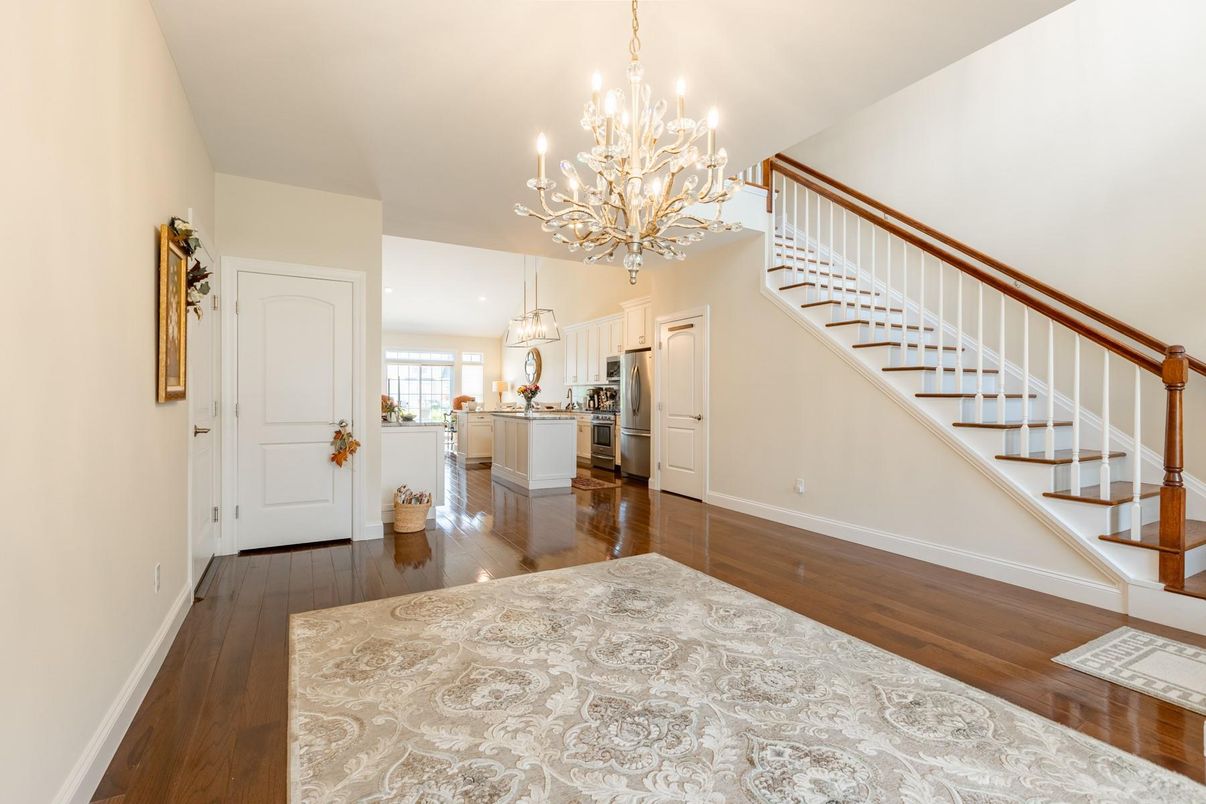 Chandelier, Interior, Kitchen, Wood Texture Flooring