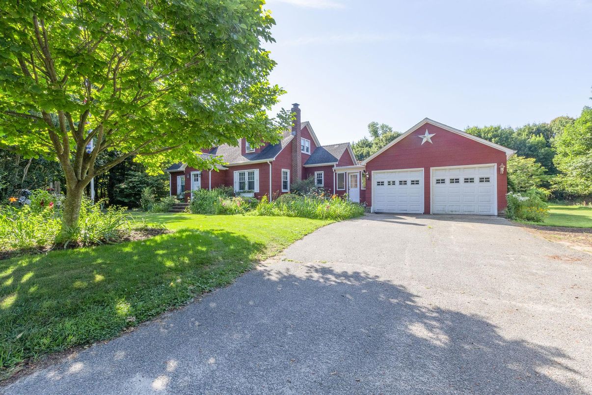 Attached, Exterior, Facade, Brick Facade, Cape Cod