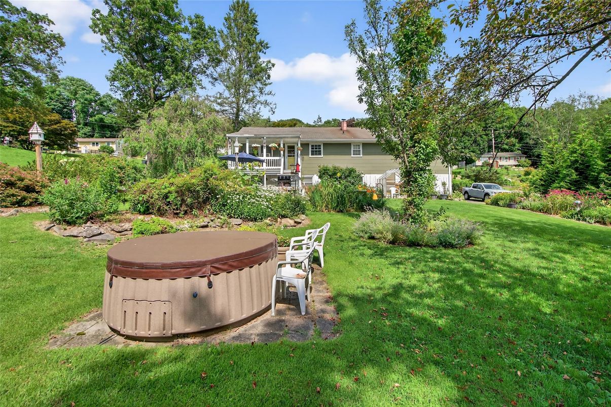 Backyard, Exterior, Hot Tub