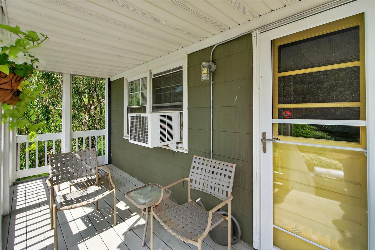 Exterior, Sun Room