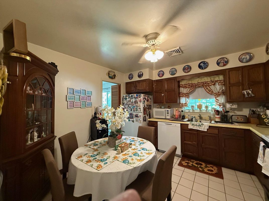 Dining room, Interior, Kitchen