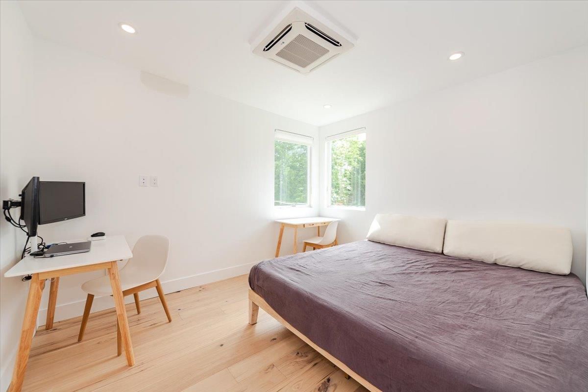 Bedroom, Home Office, Interior, Recessed Lighting, Wood Texture Flooring
