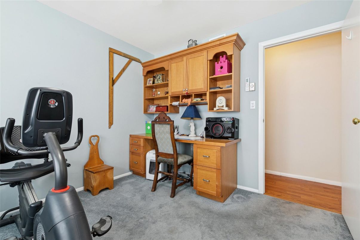 Fitness Equipment, Home Office, Interior, Wood Texture Flooring