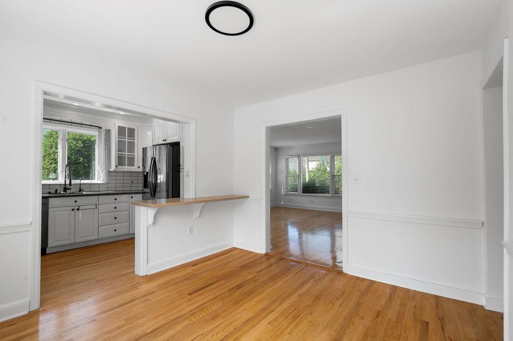 Empty room, Interior, Kitchen, Recessed Lighting, Wood Texture Flooring