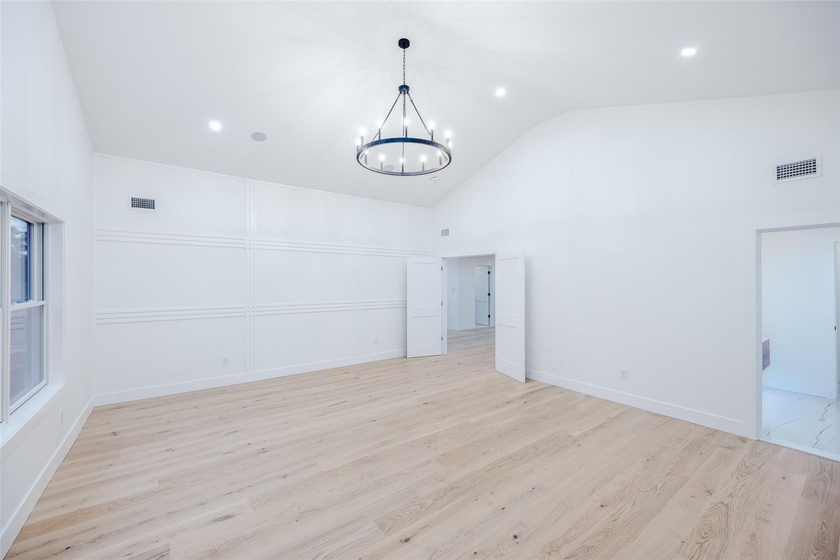 Chandelier, Empty room, Interior, Pendant Lights, Recessed Lighting, Wood Texture Flooring