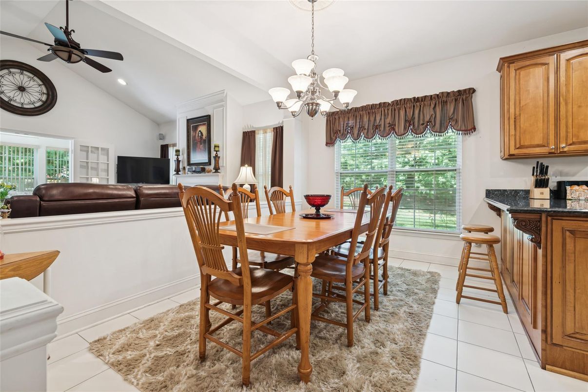 Chandelier, Dining room, Interior, Recessed Lighting