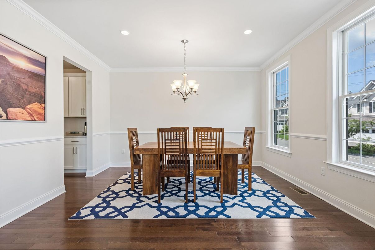 Chandelier, Dining room, Interior, Recessed Lighting, Wood Texture Flooring