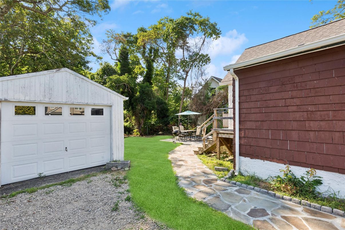 Backyard, Detached Garage, Exterior