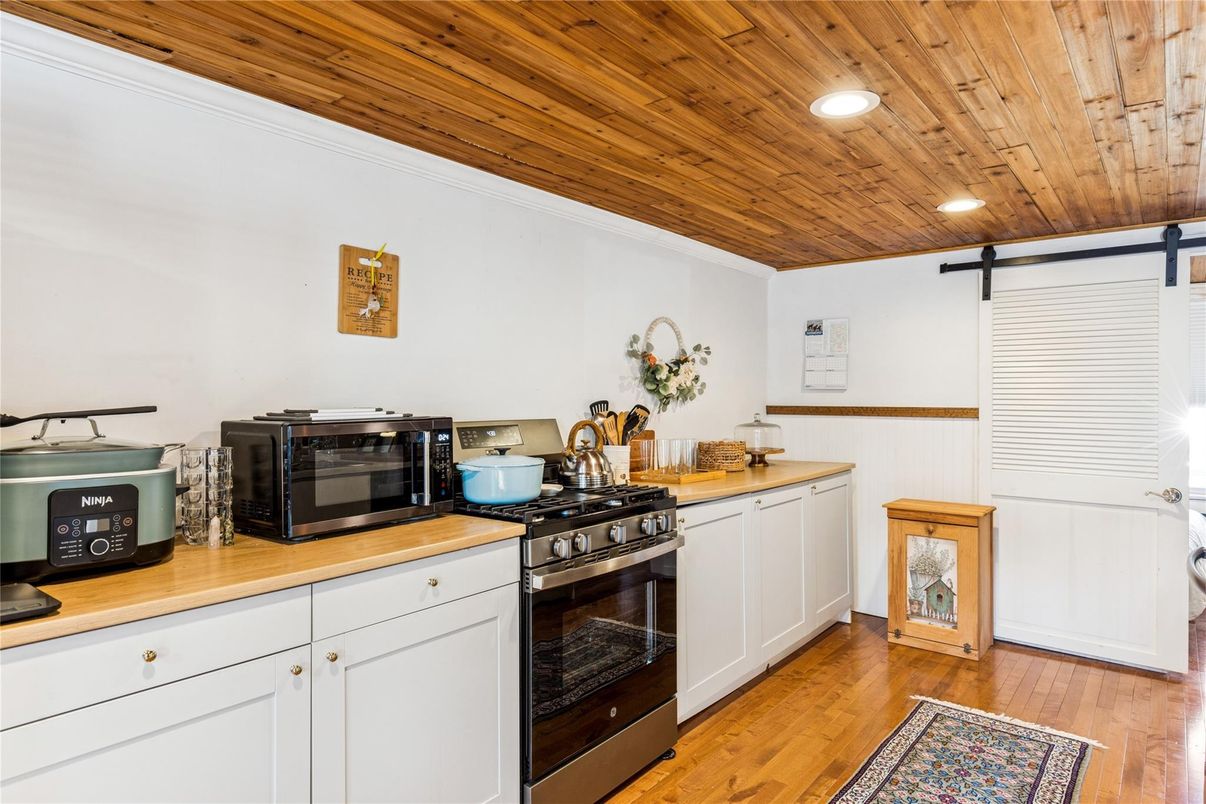 Interior, Kitchen, Recessed Lighting, Wooden Ceilings, Wood Texture Flooring