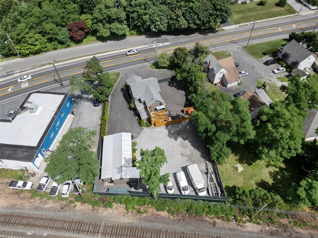 Exterior, Drone