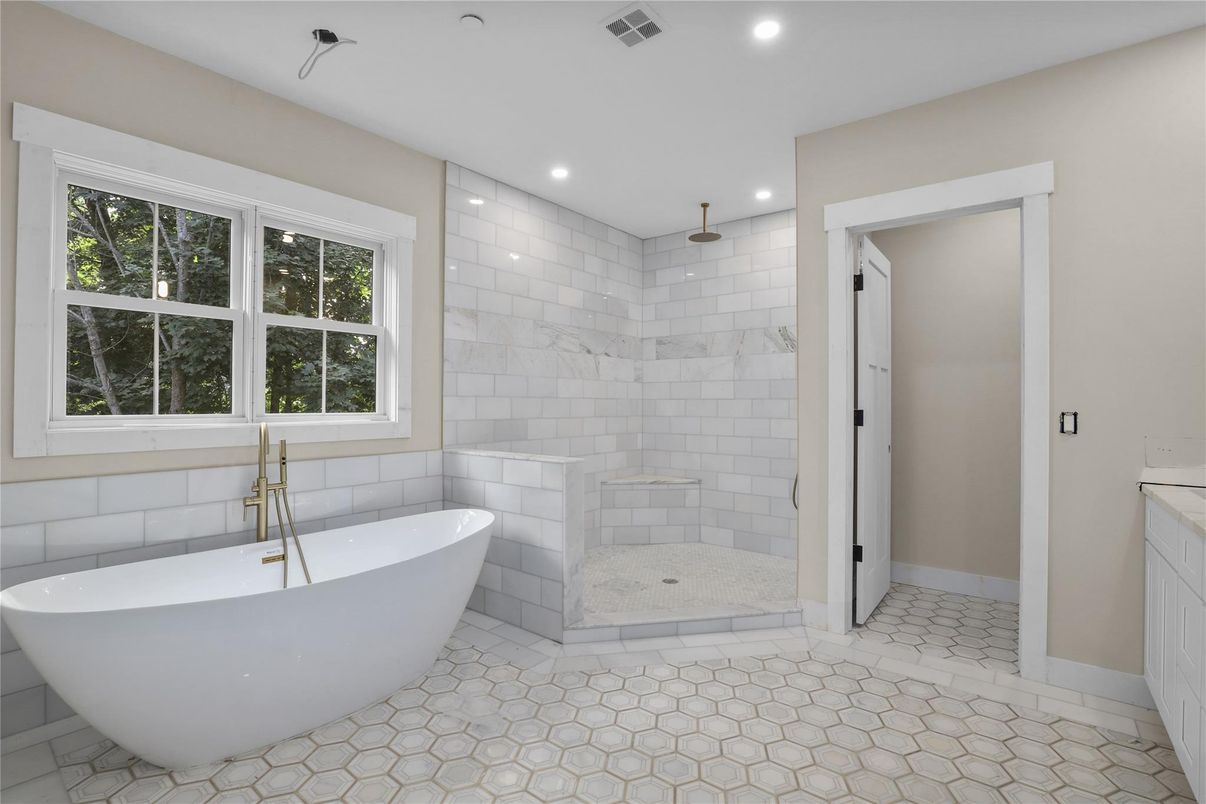 Bathroom, Free Standing Baths, Interior, Marble Walls, Recessed Lighting