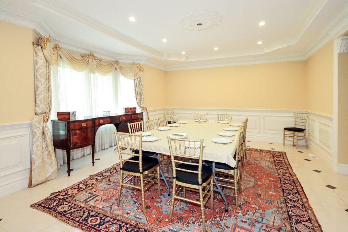 Dining room, Interior, Recessed Lighting