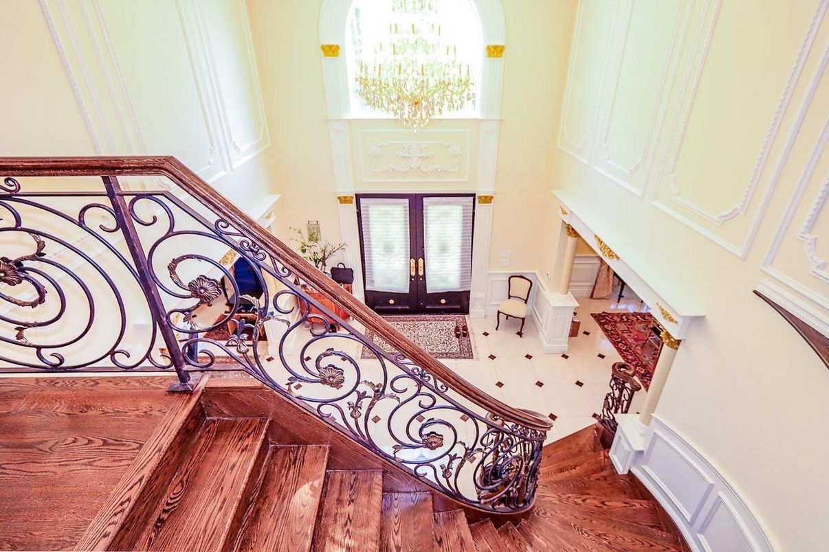 Chandelier, Interior, Wood Texture Flooring