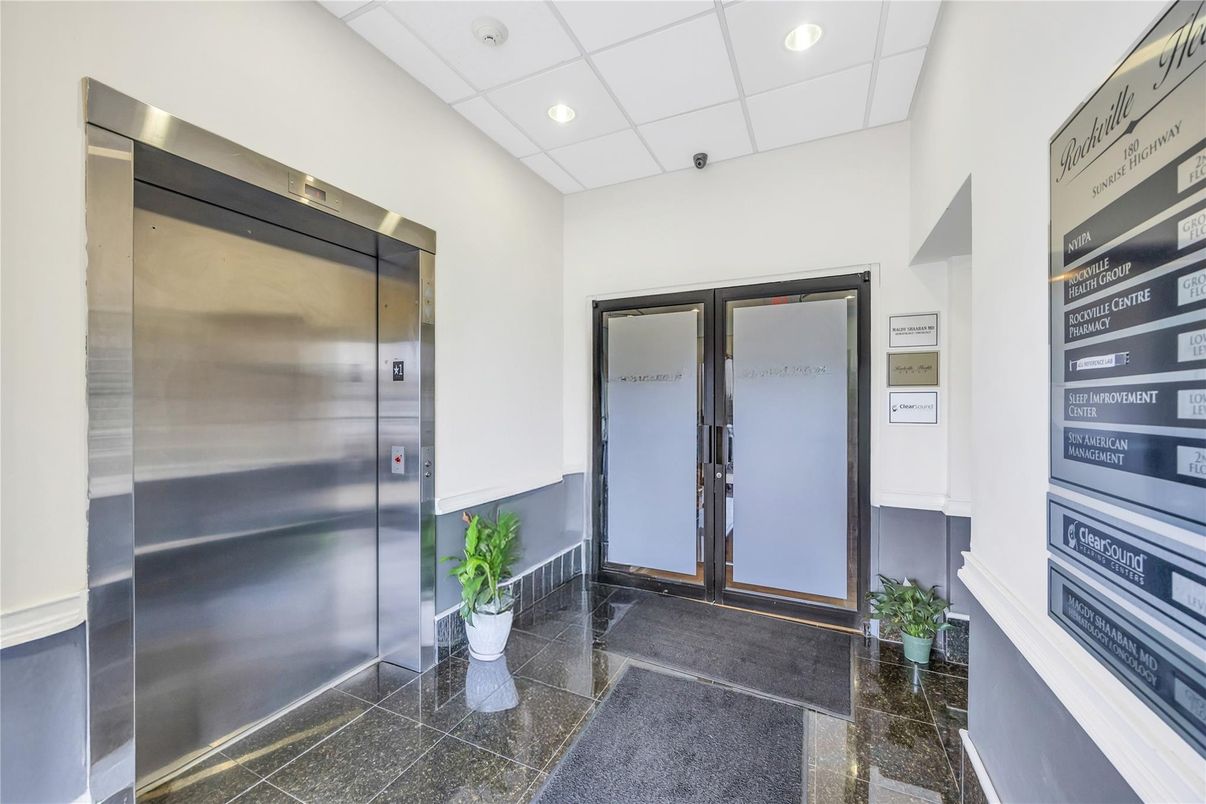 Elevator, Interior, Recessed Lighting