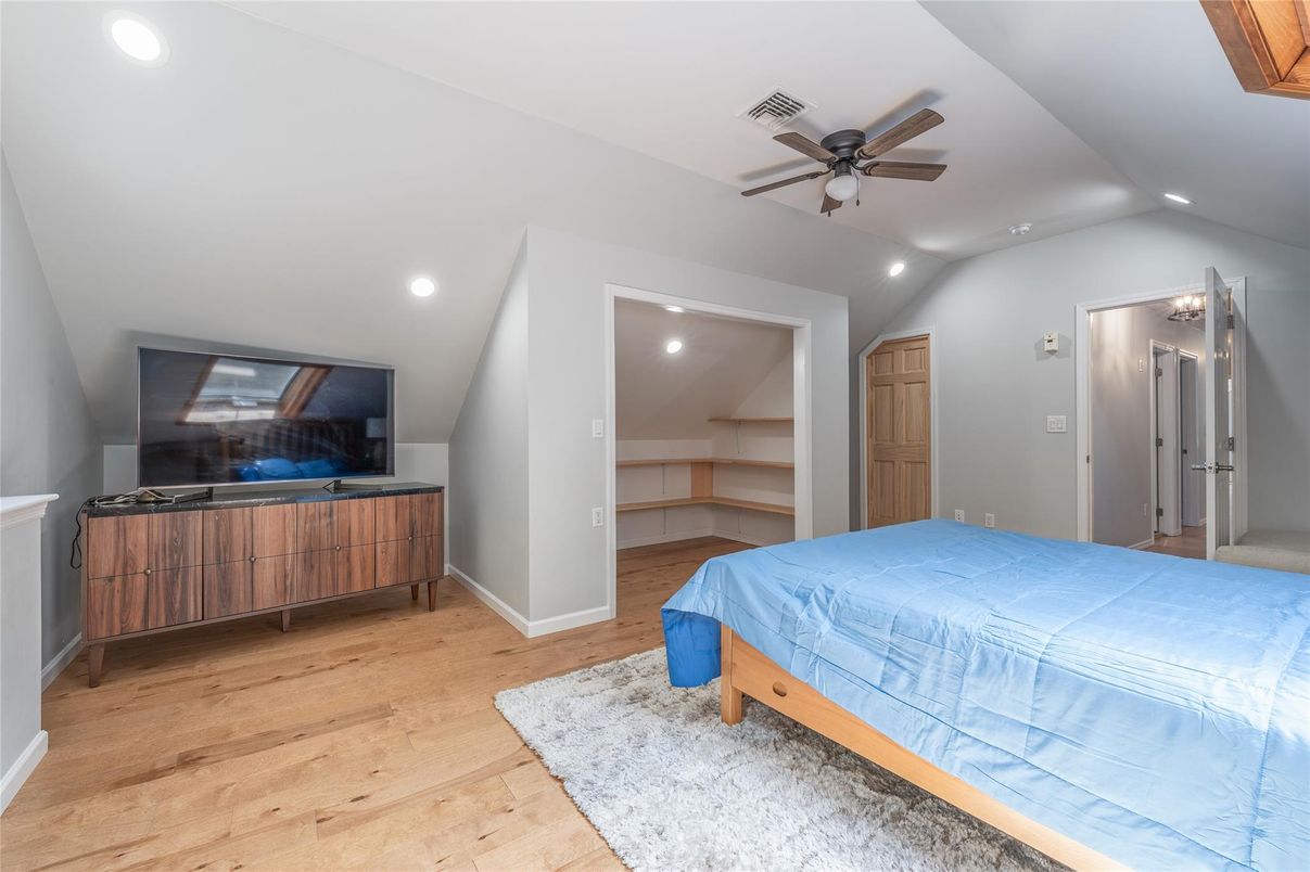 Bedroom, Interior, Recessed Lighting, Wood Texture Flooring